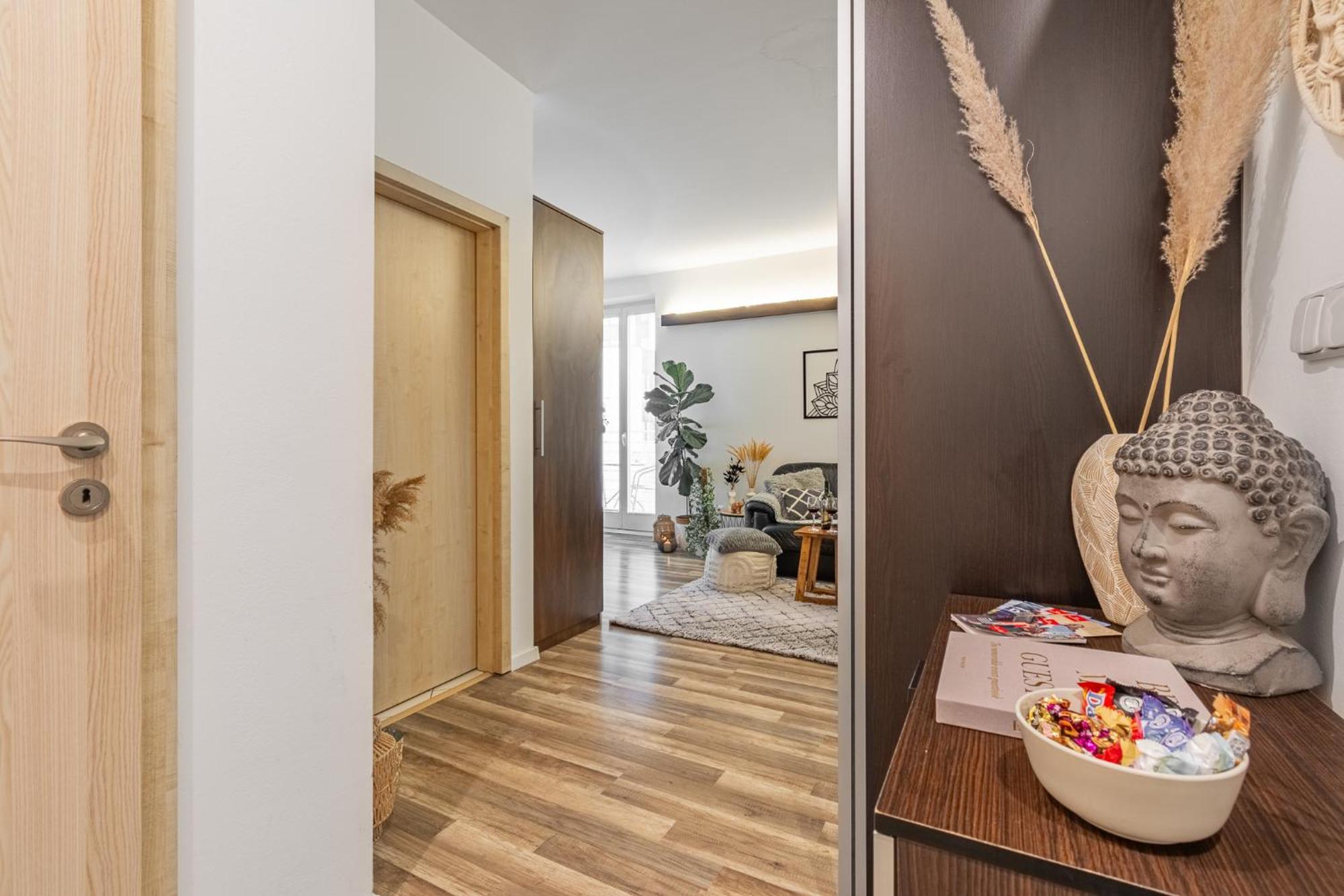 Apartament Natural-style In The Centre Of *